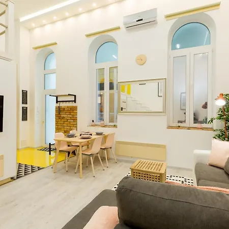 Apartment Pastel Paradise With A Ray Of Sunshine Budapest
