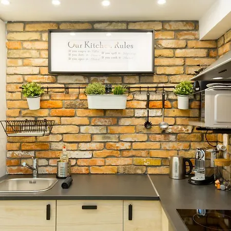 Pastel Paradise With A Ray Of Sunshine Apartmán *